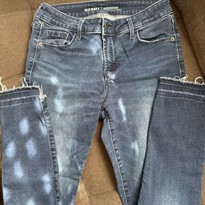 Old Navy Blue Skinny Jeans with Vintage Distressing